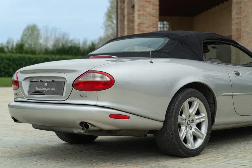 Jaguar XK8 for sale | 2000 JAGUAR XK8 SPIDER - Image 18