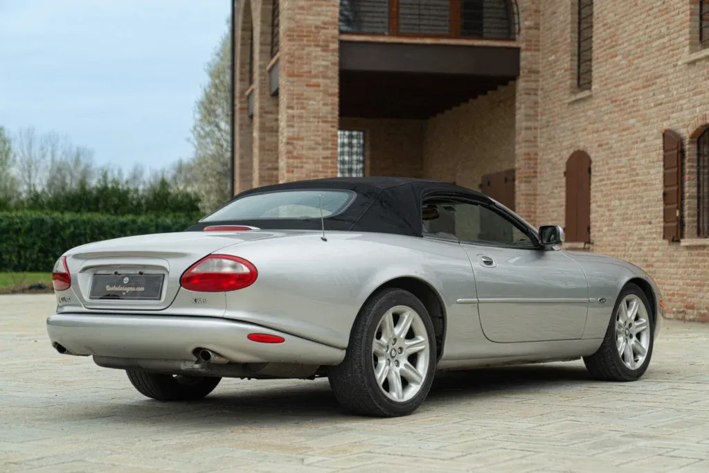 Jaguar XK8 for sale | 2000 JAGUAR XK8 SPIDER - Image 8
