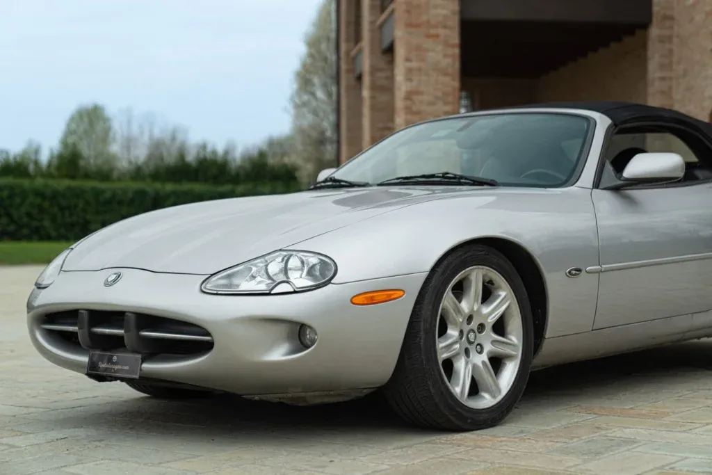Jaguar XK8 for sale | 2000 JAGUAR XK8 SPIDER - Image 34