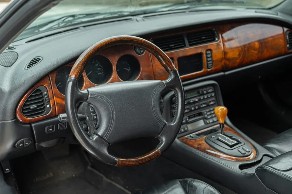 Jaguar XK8 for sale | 2000 JAGUAR XK8 SPIDER - Image 41