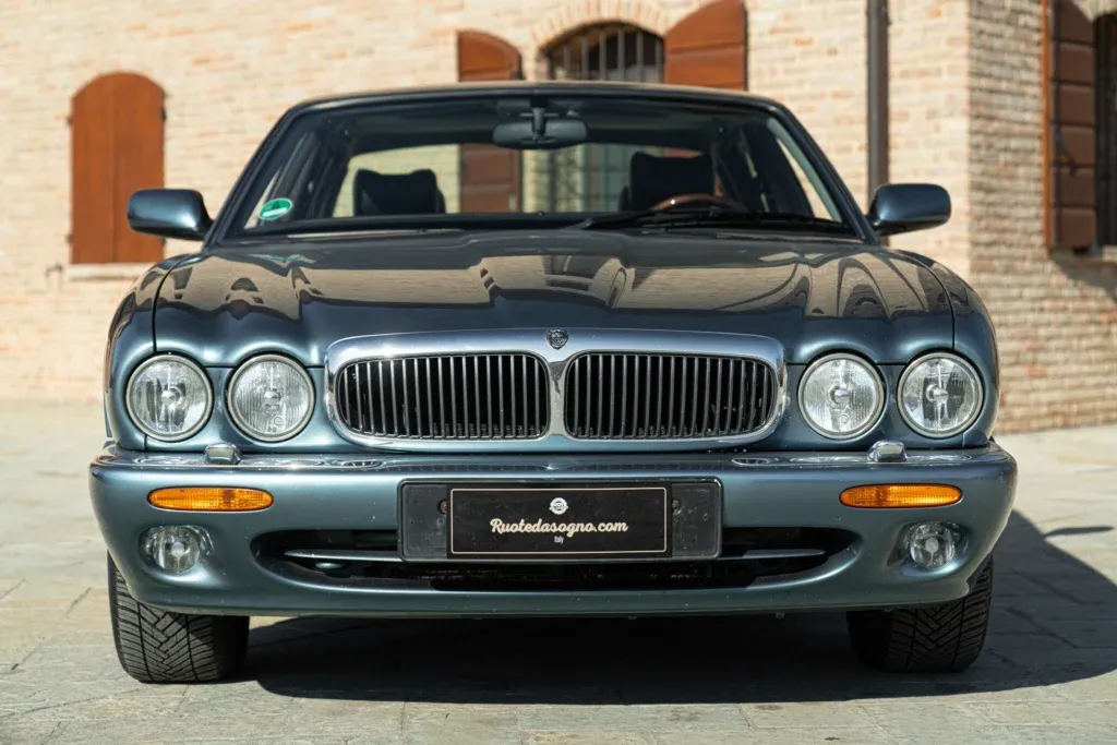 Jaguar XJ8 for sale | 1997 JAGUAR XJ8 3.2 EXECUTIVE - Image 3