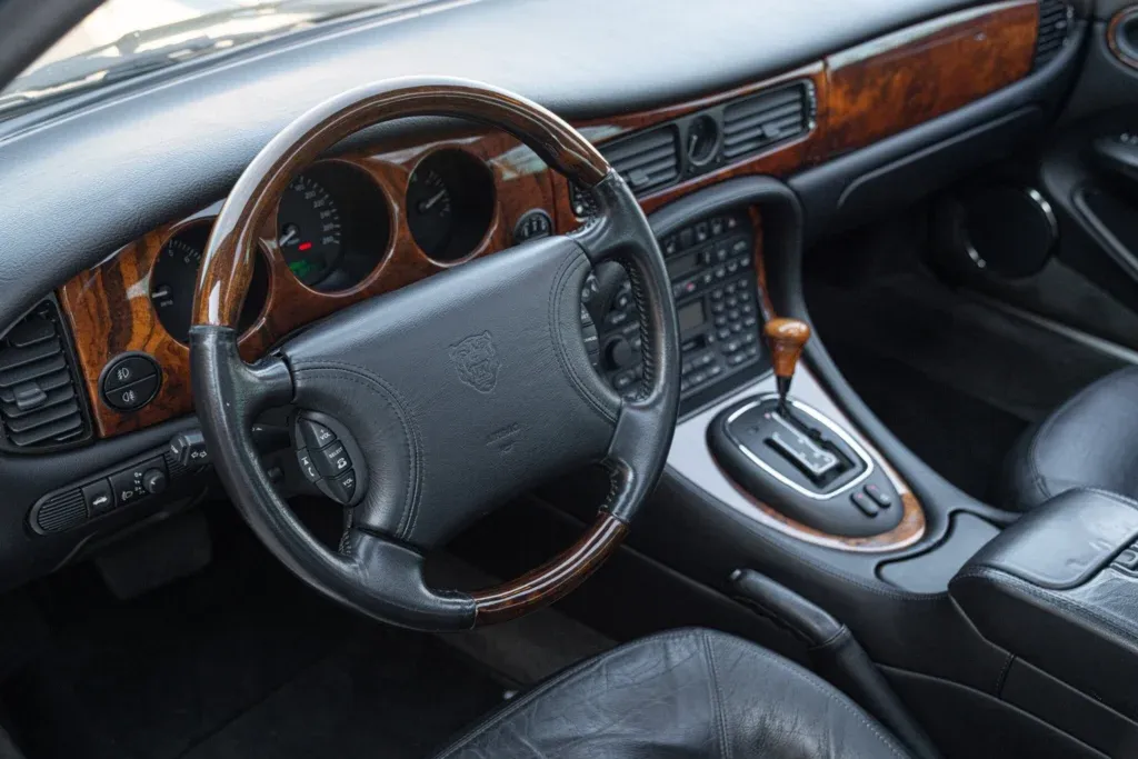 Jaguar XJ8 for sale | 1997 JAGUAR XJ8 3.2 EXECUTIVE - Image 36