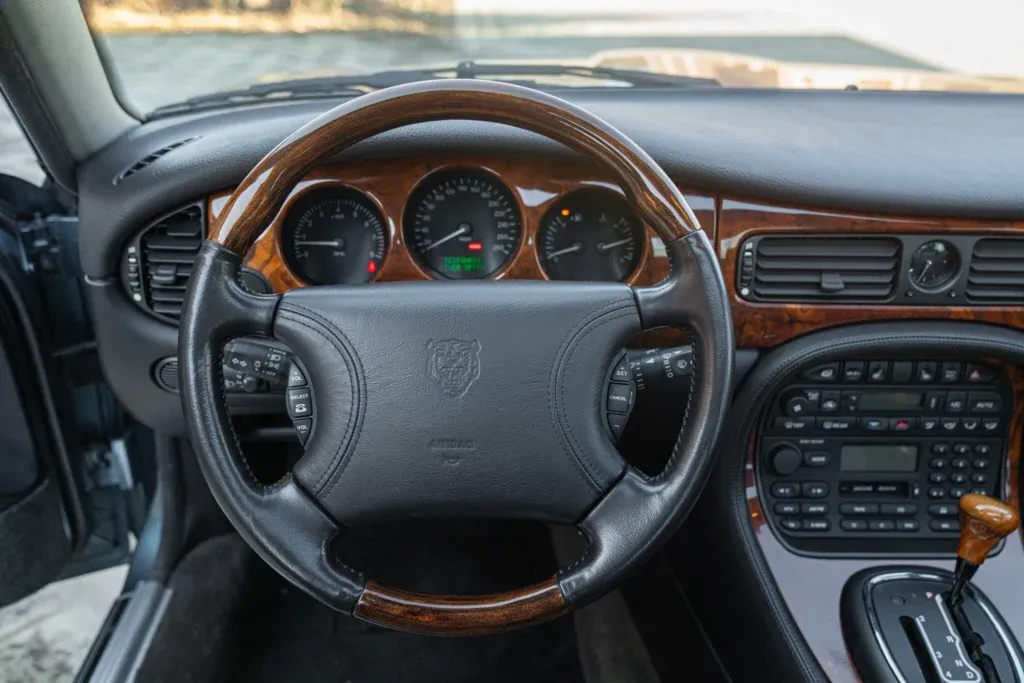 Jaguar XJ8 for sale | 1997 JAGUAR XJ8 3.2 EXECUTIVE - Image 39