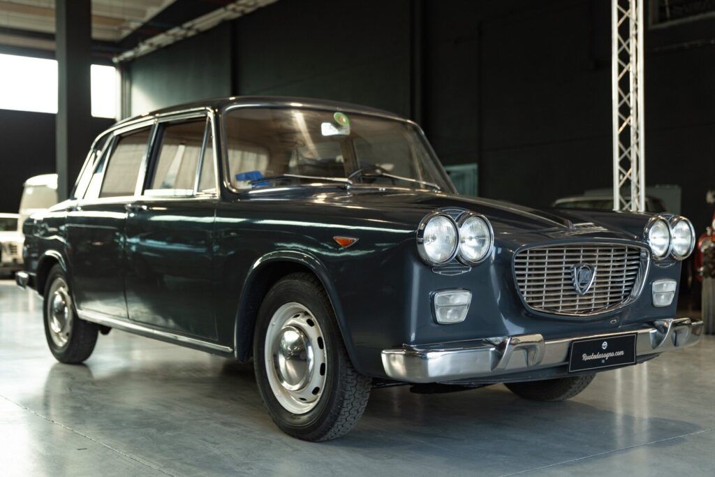 Lancia Flavia for sale | 1967 LANCIA FLAVIA 1500 BERLINA - Image 3