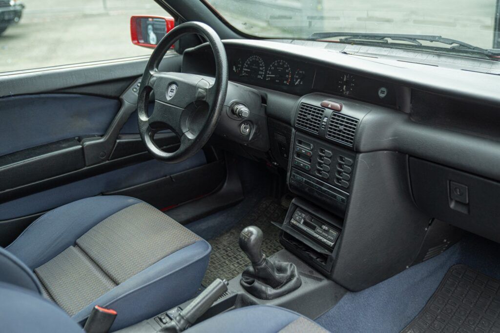 Lancia Delta for sale | 1998 LANCIA DELTA HPE 1.6 - Image 18