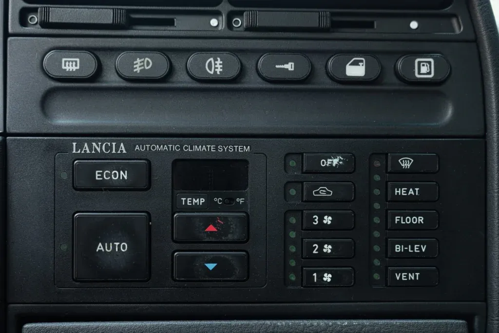 Lancia Thema for sale | 1985 LANCIA THEMA 6V - Image 17