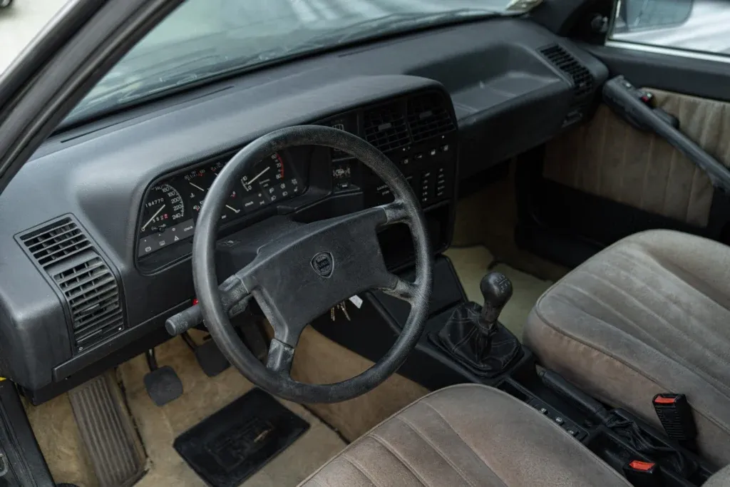 Lancia Thema for sale | 1985 LANCIA THEMA 6V - Image 28