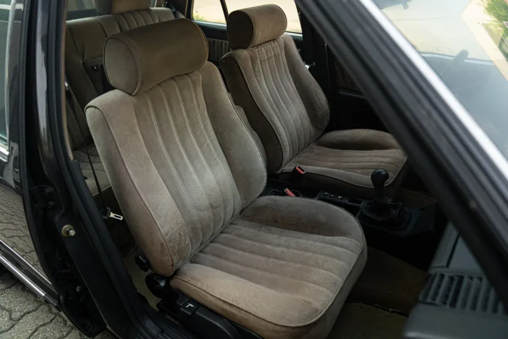 Lancia Thema for sale | 1985 LANCIA THEMA 6V - Image 30