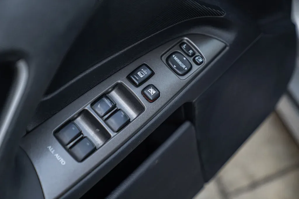 Lexus IS for sale | 2006 LEXUS IS 220 D - Image 38