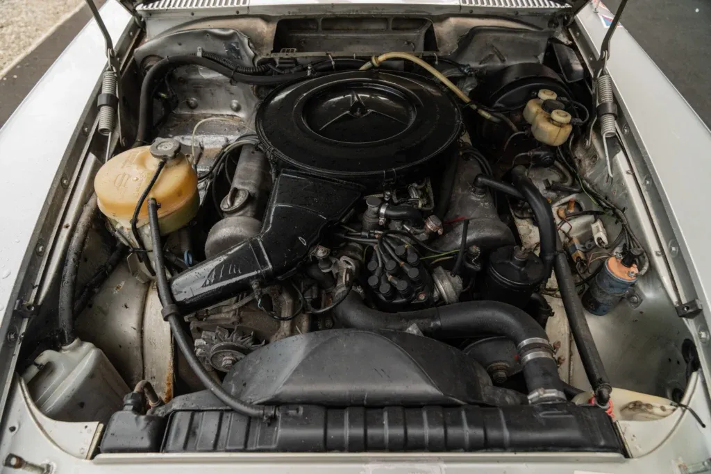 Mercedes-Benz SL for sale | 1973 Mercedes-Benz 350 SLC Race Car - Image 39