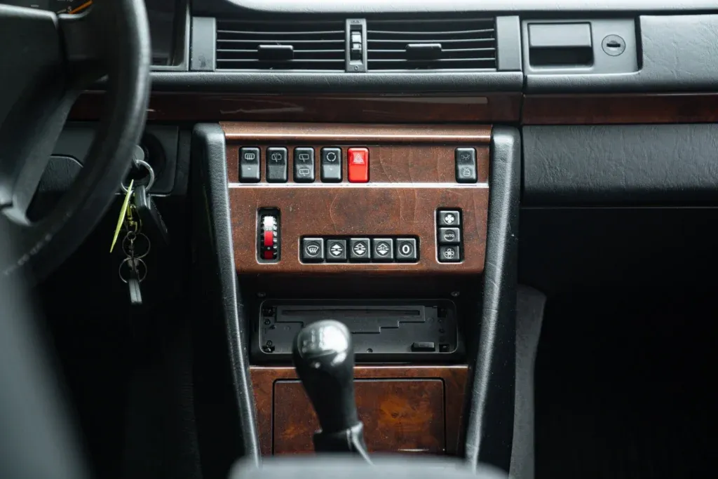 Mercedes-Benz E-Class for sale | 1992 MERCED-BENZ 200 TE SW - Image 43