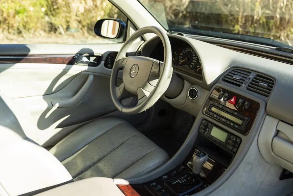 Mercedes-Benz CLK for sale | 2002 MERCEDES BENZ CLK 230 CABRIOLET - Image 27