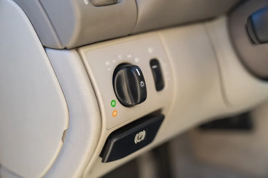 Mercedes-Benz CLK for sale | 1997 MERCEDES-BENZ CLK 200 COUPE’ - Image 33