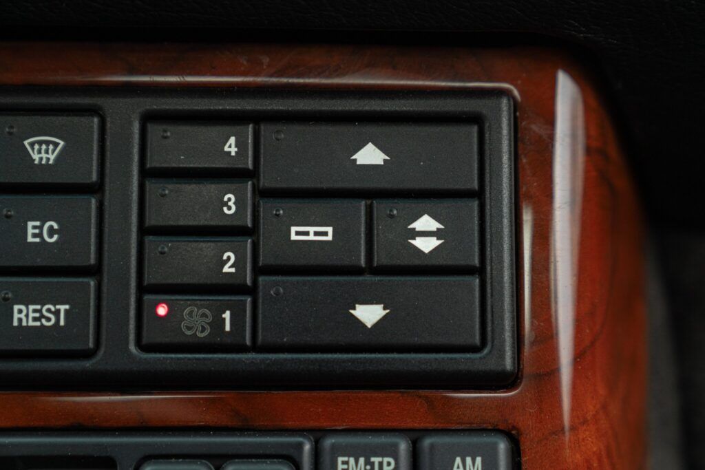 Mercedes-Benz SL for sale | 1994 MERCEDES-BENZ SL 600 V12 - Image 47