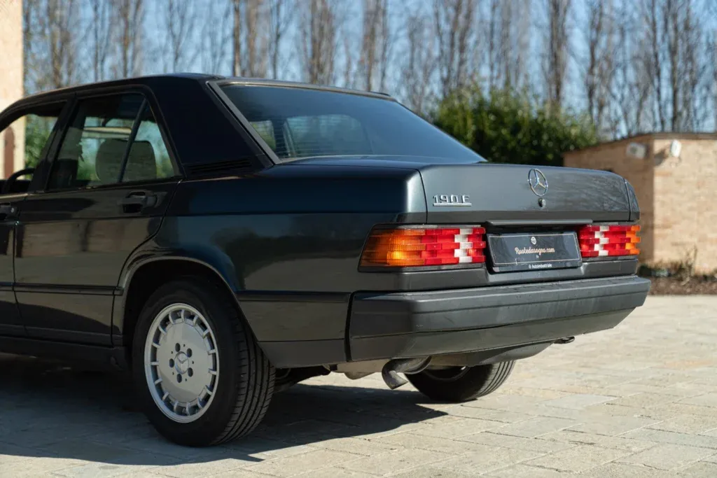 Mercedes-Benz 190 for sale | 1988 MERCEDES-BENZ 190 E - Image 10