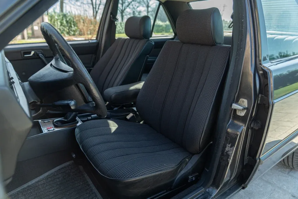 Mercedes-Benz 190 for sale | 1988 MERCEDES-BENZ 190 E - Image 29