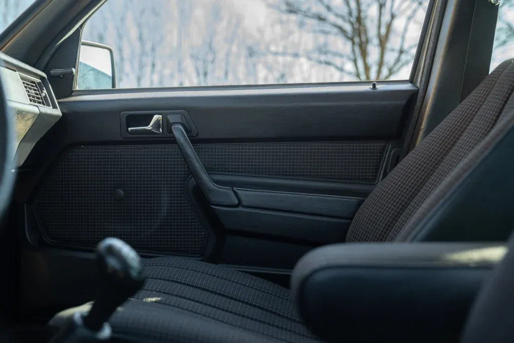 Mercedes-Benz 190 for sale | 1988 MERCEDES-BENZ 190 E - Image 39