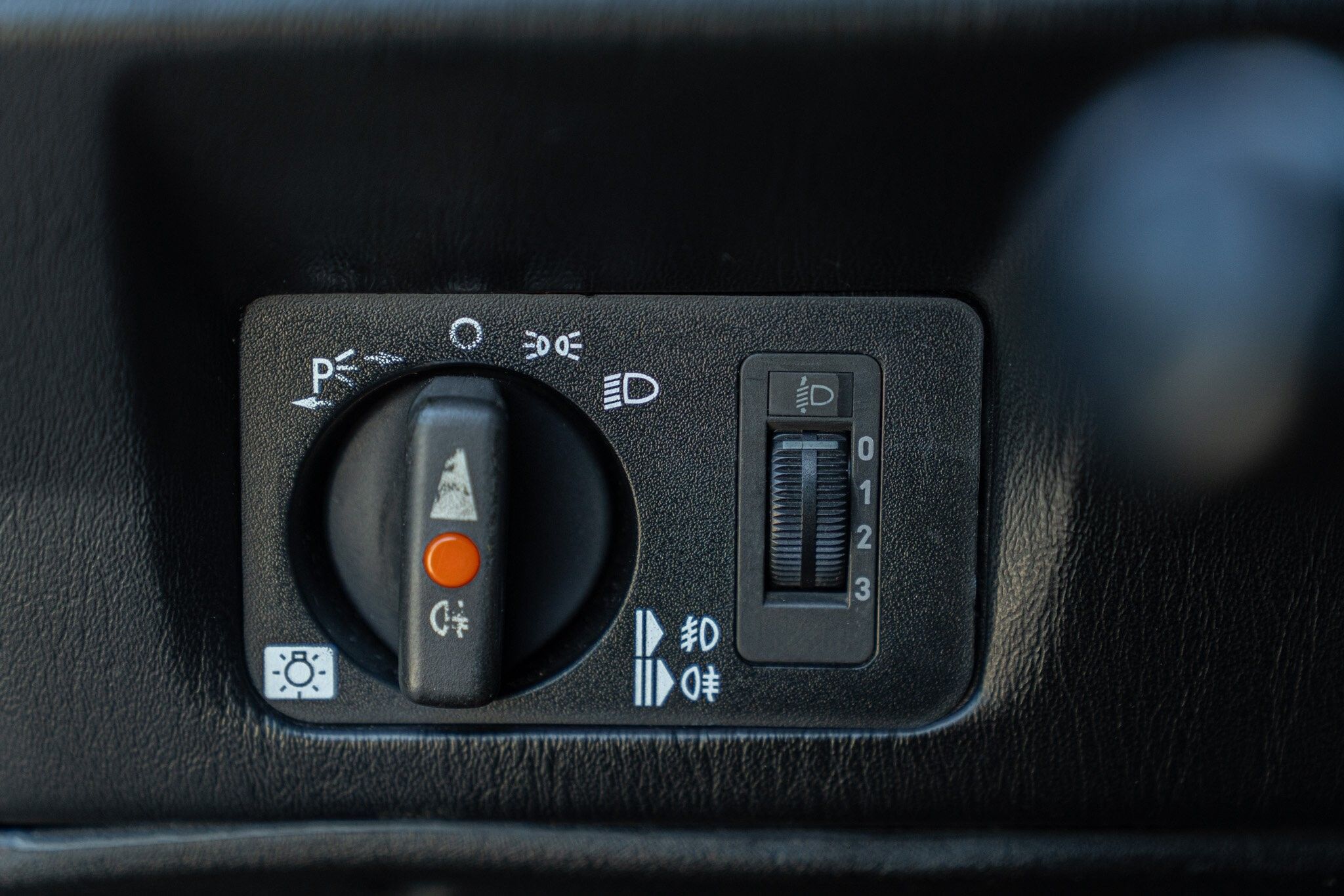 Mercedes-Benz 190 for sale | 1988 MERCEDES-BENZ 190 E - Image 42