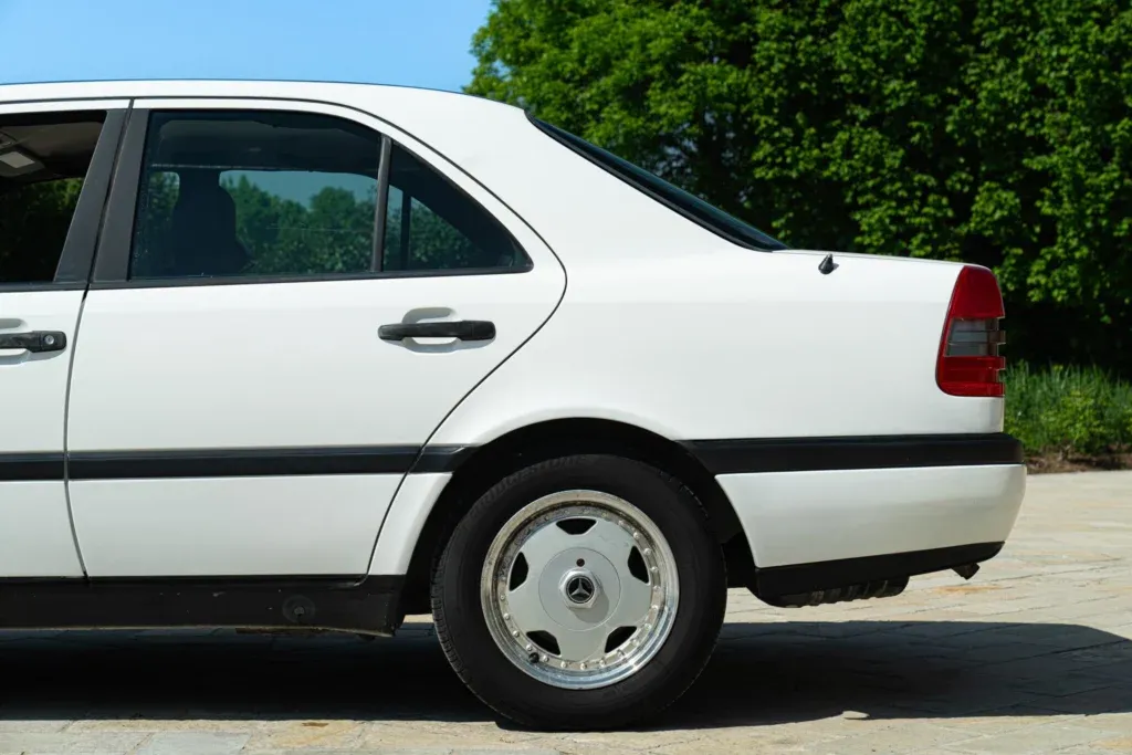 Mercedes-Benz C-Class for sale | 1996 MERCEDES-BENZ C 200 KOMPRESSOR - Image 11