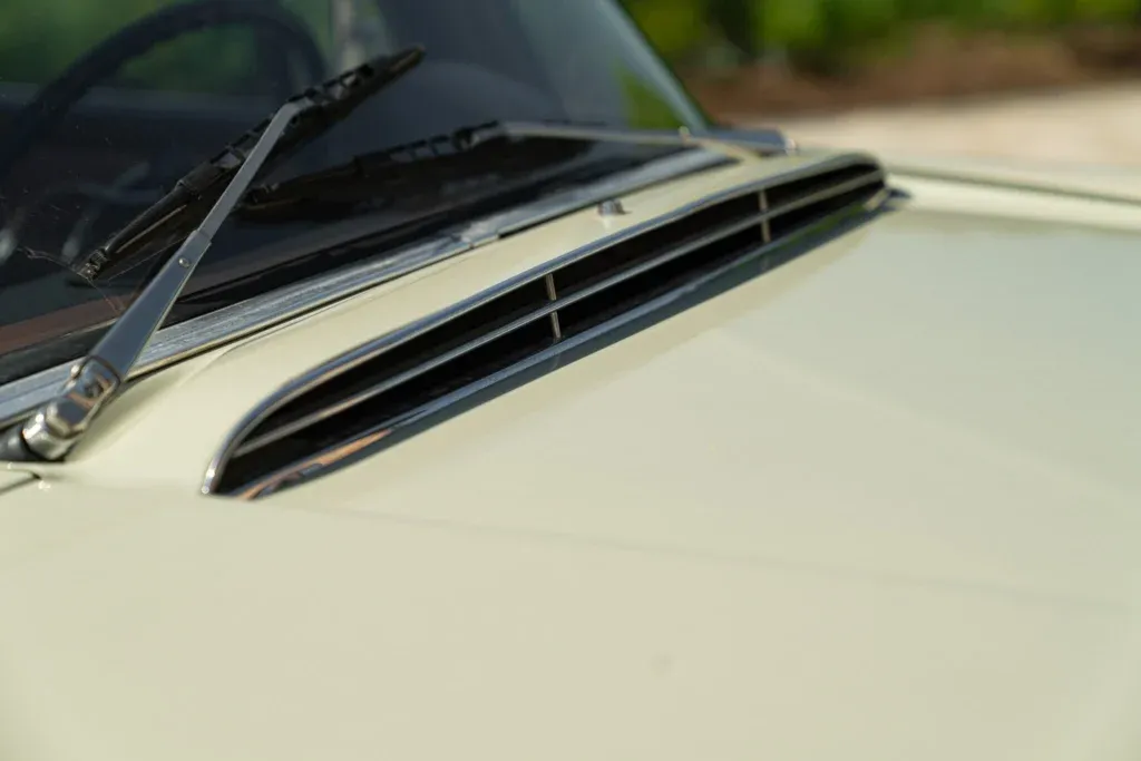 Mercedes-Benz Fintail (Heckflosse) for sale | 1966 MERCEDES-BENZ 200 CODINE - Image 23