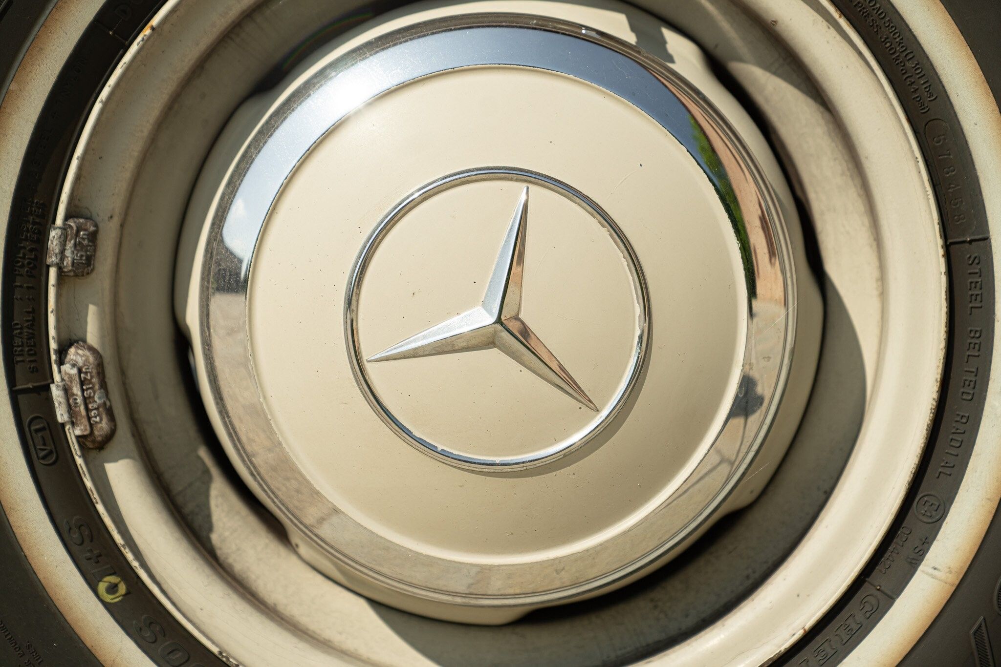 Mercedes-Benz Fintail (Heckflosse) for sale | 1966 MERCEDES-BENZ 200 CODINE - Image 24