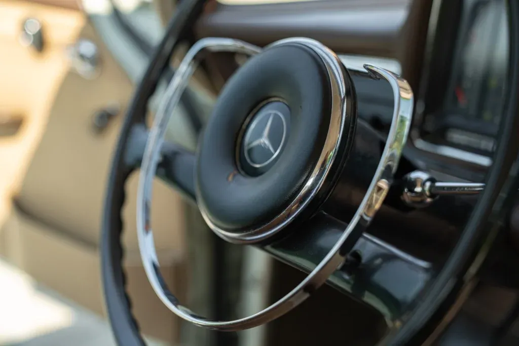 Mercedes-Benz Fintail (Heckflosse) for sale | 1966 MERCED-BENZ 200 CODINE - Image 42