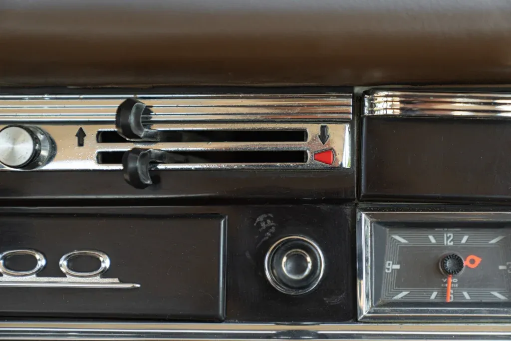 Mercedes-Benz Fintail (Heckflosse) for sale | 1966 MERCED-BENZ 200 CODINE - Image 43