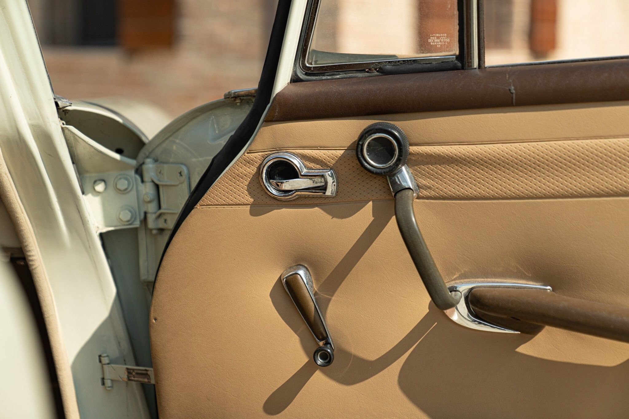 Mercedes-Benz Fintail (Heckflosse) for sale | 1966 MERCEDES-BENZ 200 CODINE - Image 29