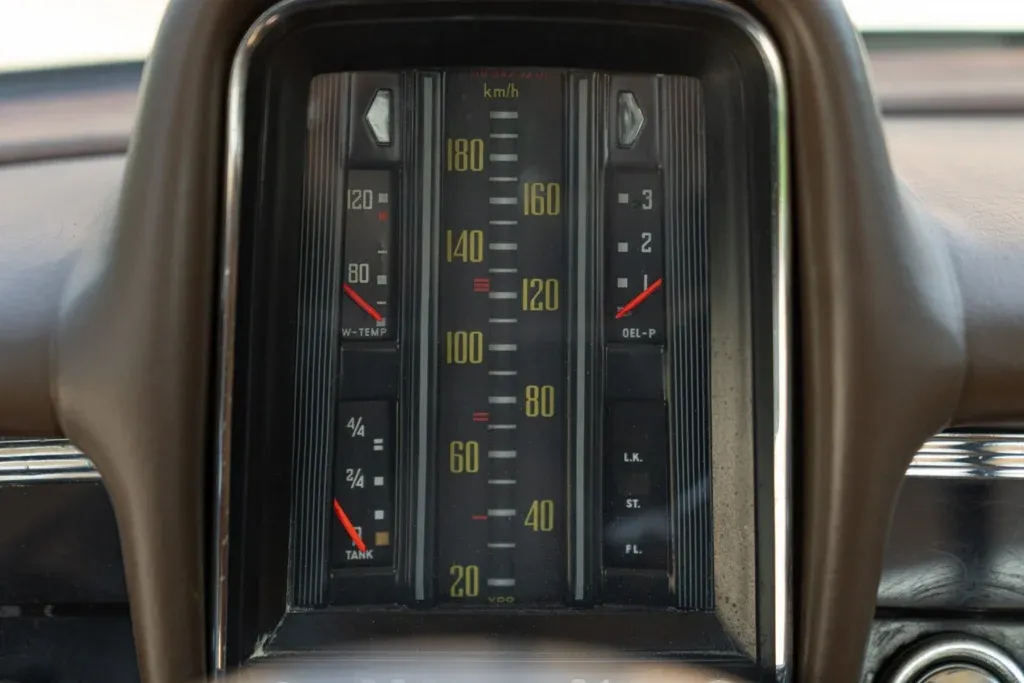 Mercedes-Benz Fintail (Heckflosse) for sale | 1966 MERCED-BENZ 200 CODINE - Image 52