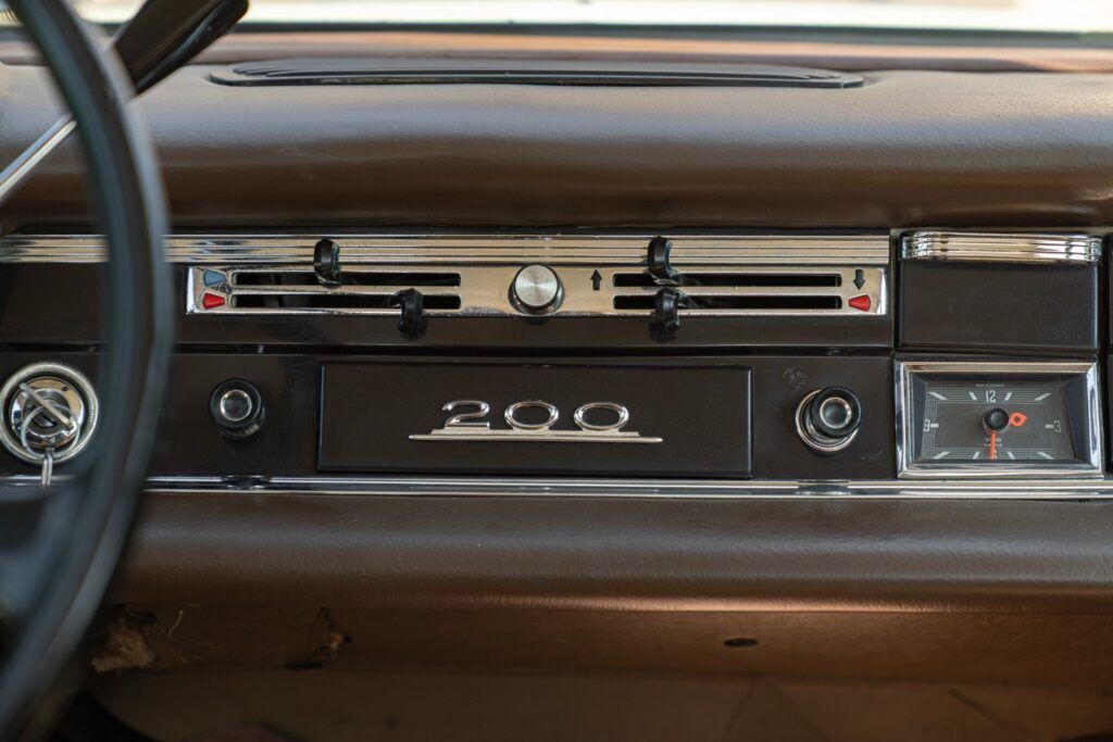 Mercedes-Benz Fintail (Heckflosse) for sale | 1966 MERCEDES-BENZ 200 CODINE - Image 52