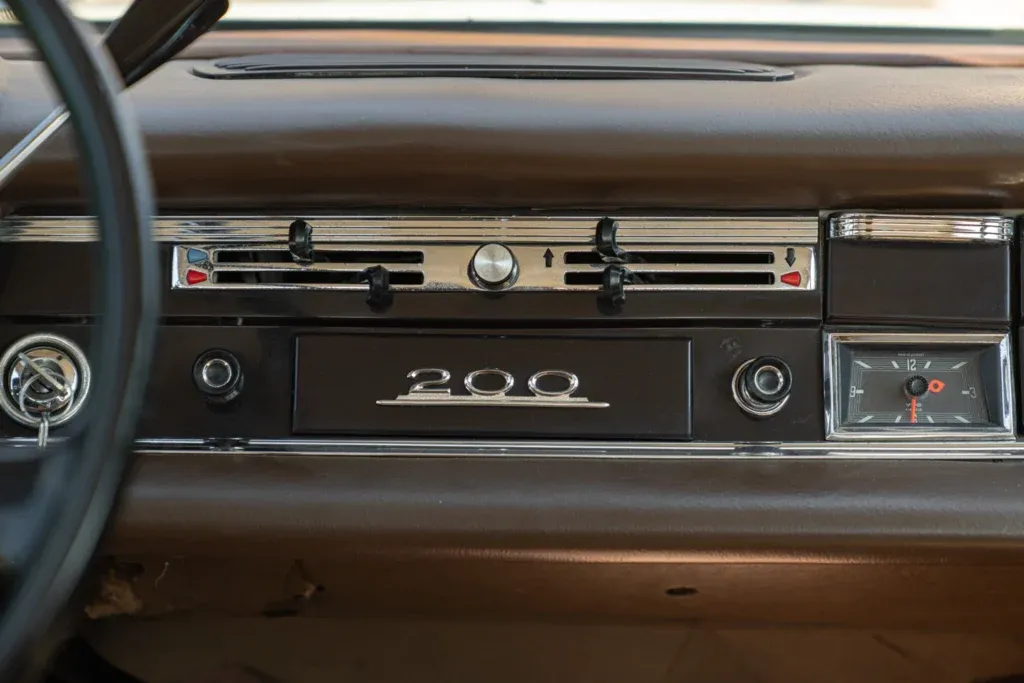 Mercedes-Benz Fintail (Heckflosse) for sale | 1966 MERCEDES-BENZ 200 CODINE - Image 52