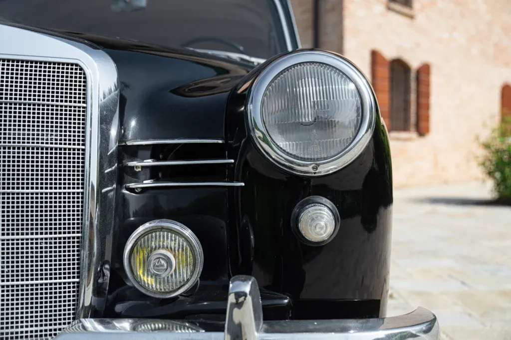 Mercedes-Benz Ponton for sale | 1955 MERCEDES-BENZ 190 - Image 24