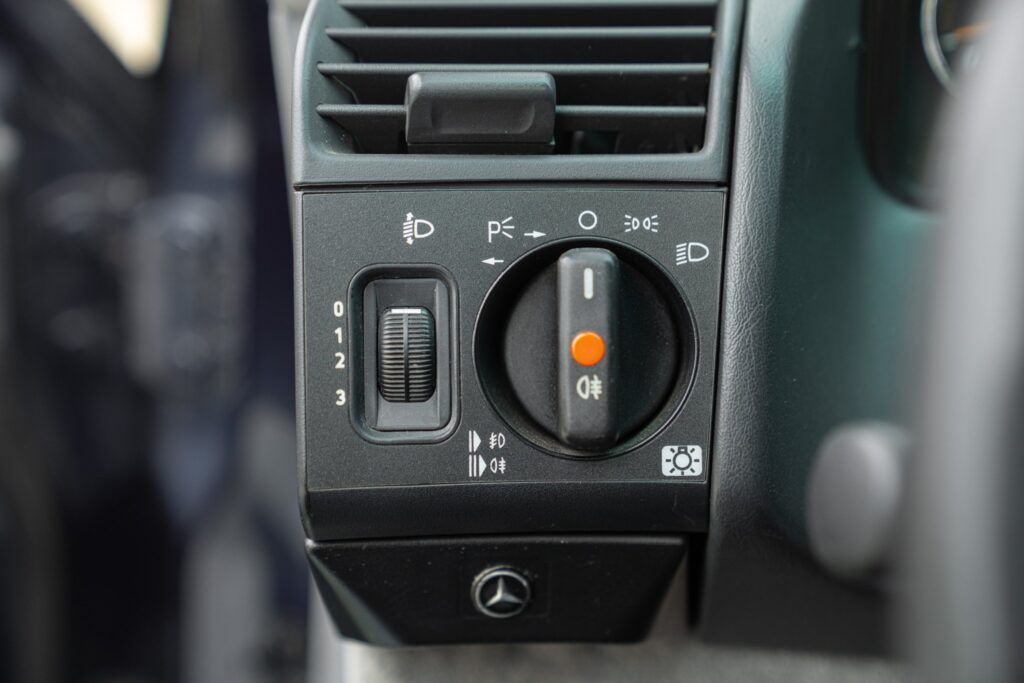 Mercedes-Benz SL for sale | 1995 Mercedes-Benz SL 320 - Image 43