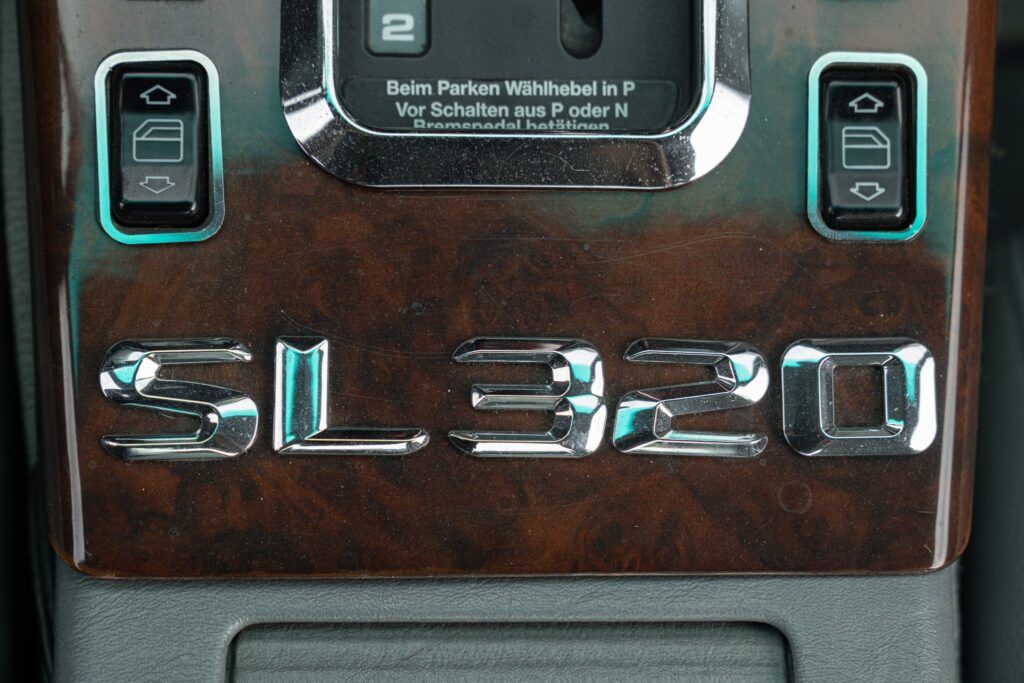 Mercedes-Benz SL for sale | 1995 Mercedes-Benz SL 320 - Image 47