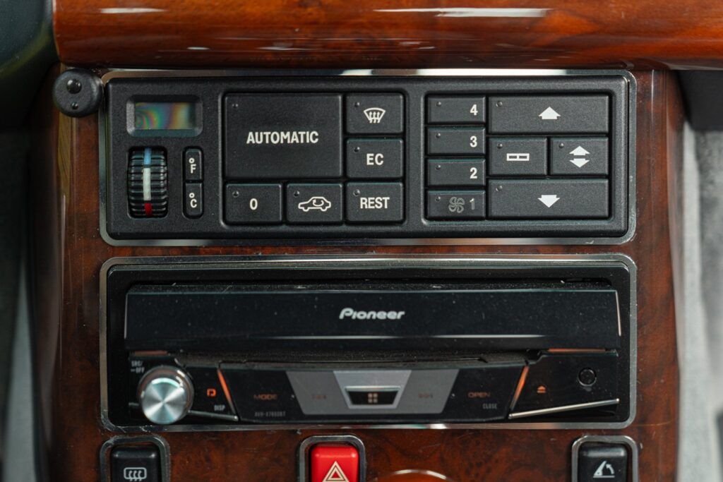 Mercedes-Benz SL for sale | 1995 Mercedes-Benz SL 320 - Image 48