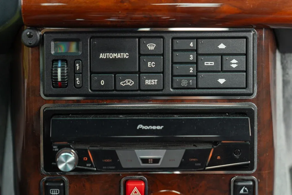 Mercedes-Benz SL for sale | 1995 Mercedes-Benz SL 320 - Image 48