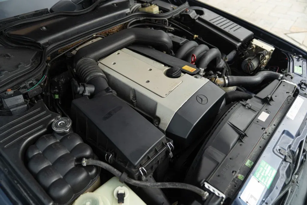 Mercedes-Benz SL for sale | 1995 Mercedes-Benz SL 320 - Image 61