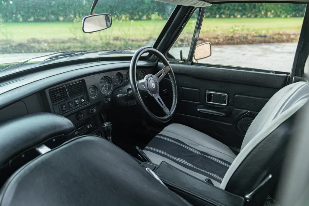 MG MGB GT for sale | 1978 MG B GT SEBRING RHD - Image 34