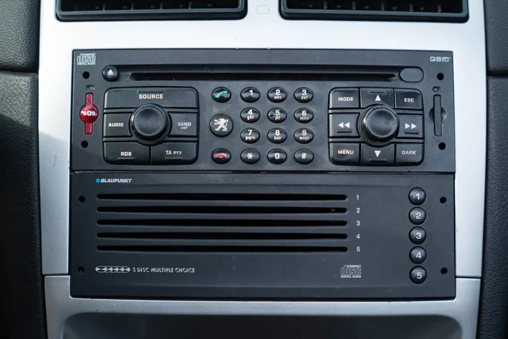 Peugeot 307 CC for sale | 2004 PEUGEOT 307 CC CABRIOLET PRIVILEGE - Image 42