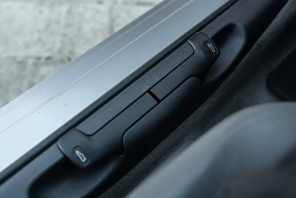 Porsche Boxster for sale | 1997 PORSCHE BOXSTER 986 TIPTRONIC - Image 38