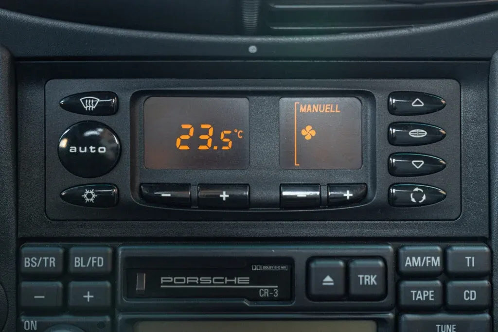 Porsche Boxster for sale | 1997 PORSCHE BOXSTER 986 TIPTRONIC - Image 43