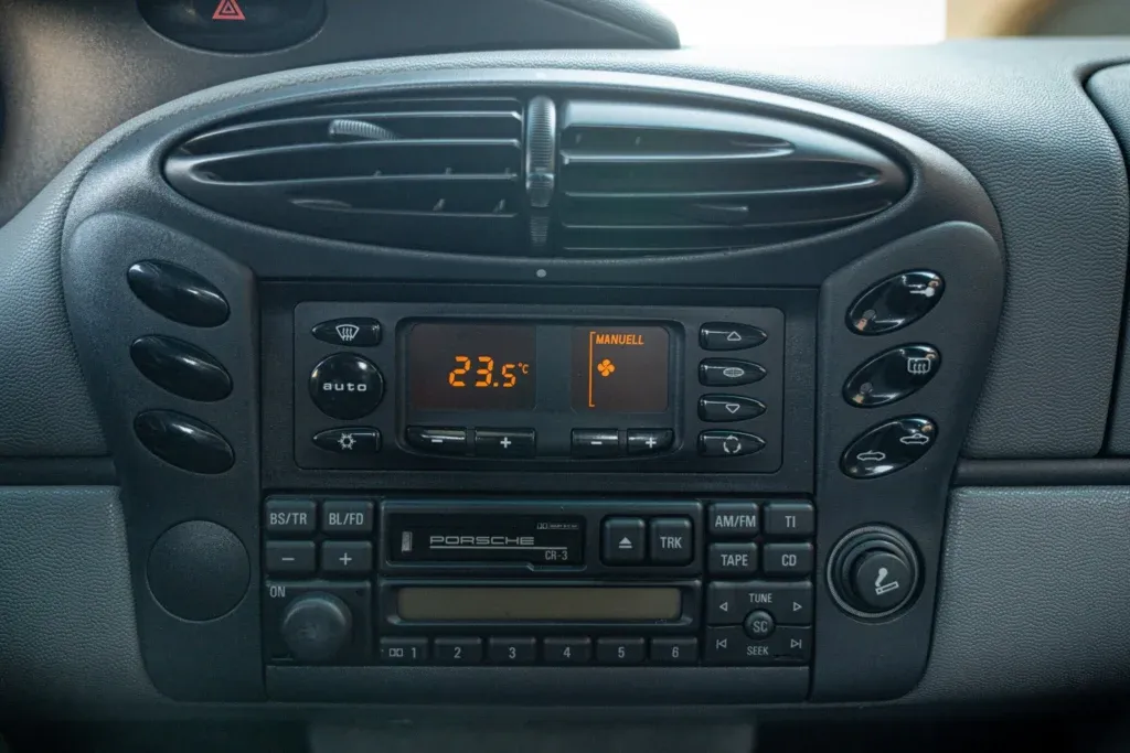 Porsche Boxster for sale | 1997 PORSCHE BOXSTER 986 TIPTRONIC - Image 45