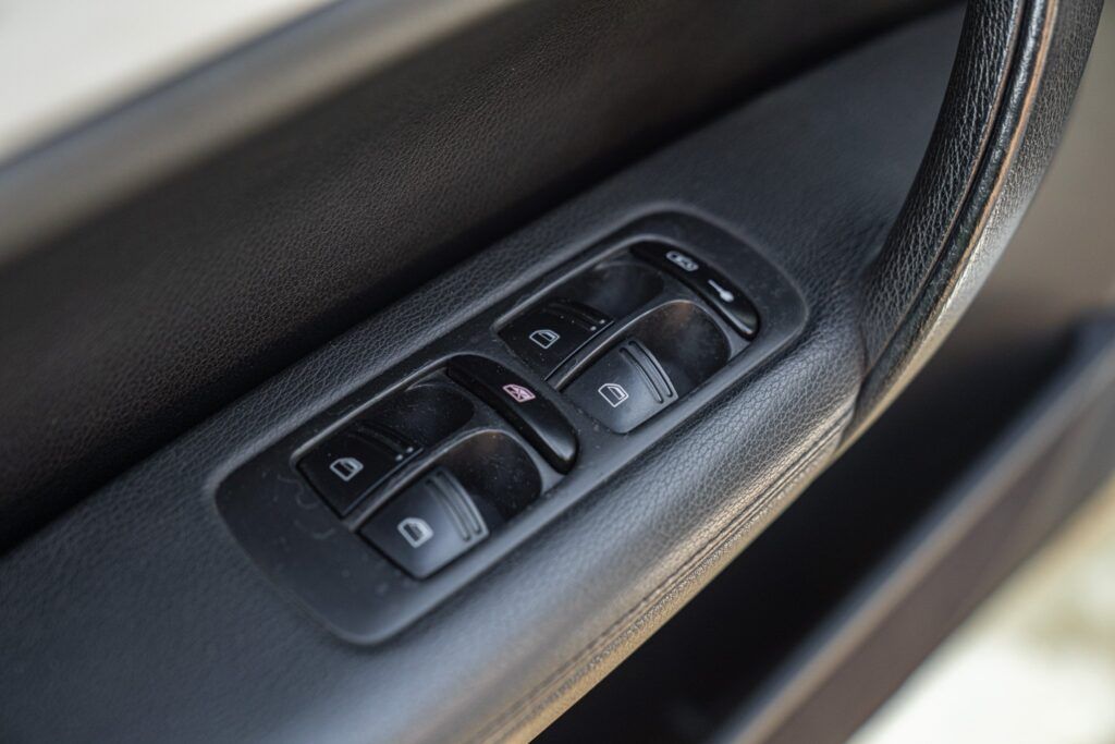 Porsche Cayenne for sale | 2007 PORSCHE CAYENNE S LIVREA ROTHMANS - Image 43