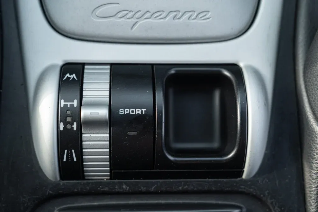 Porsche Cayenne for sale | 2007 PORSCHE CAYENNE S LIVREA ROTHMANS - Image 51