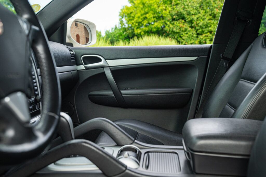 Porsche Cayenne for sale | 2007 PORSCHE CAYENNE S LIVREA ROTHMANS - Image 44