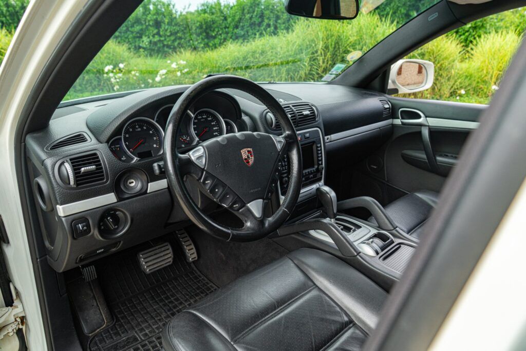 Porsche Cayenne for sale | 2007 PORSCHE CAYENNE S LIVREA ROTHMANS - Image 40