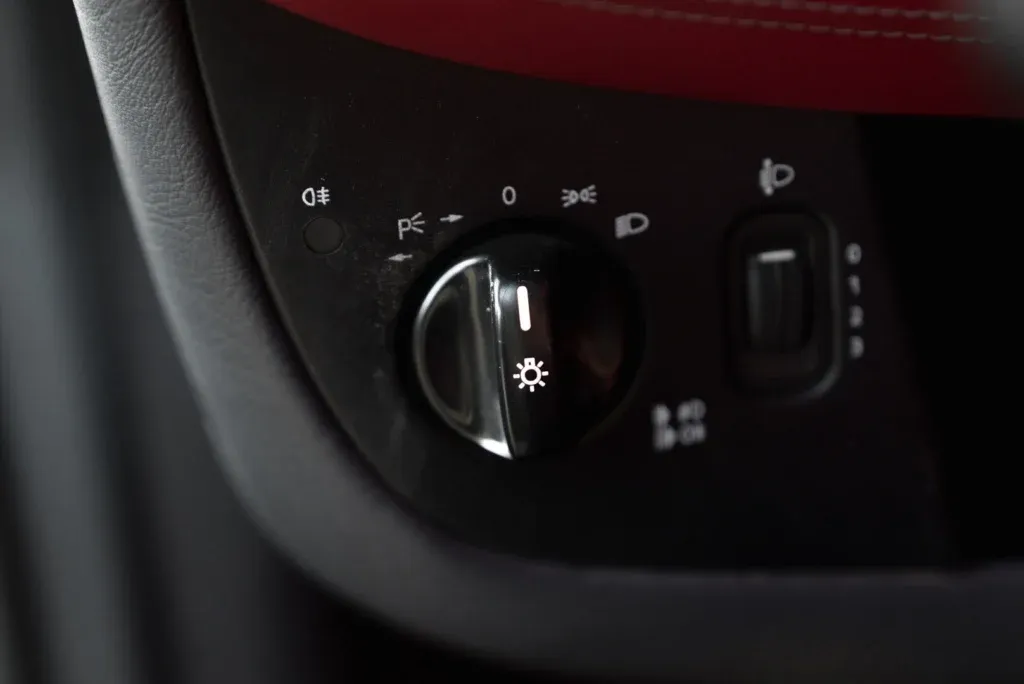 Mercedes-Benz A-Class for sale | 1999 Mercedes-Benz A160 Mika Hakkinen Edition - Image 38