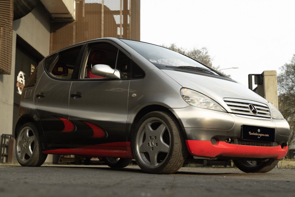 Mercedes-Benz A-Class for sale | 1999 Mercedes-Benz A160 Mika Hakkinen Edition - Image 2