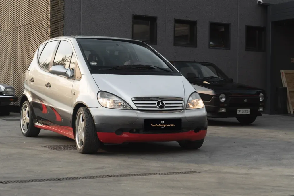 Mercedes-Benz A-Class for sale | 1999 Mercedes-Benz A160 Mika Hakkinen Edition - Image 16