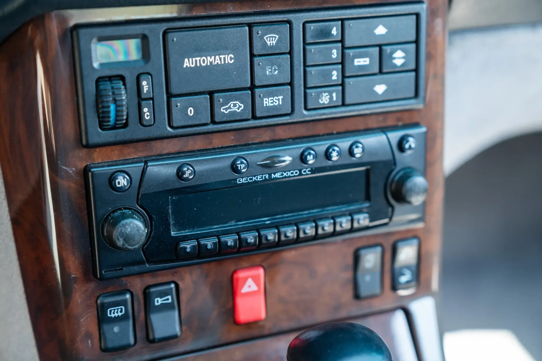 Mercedes-Benz SL for sale | 1990 Mercedes-Benz 500 SL - Image 34